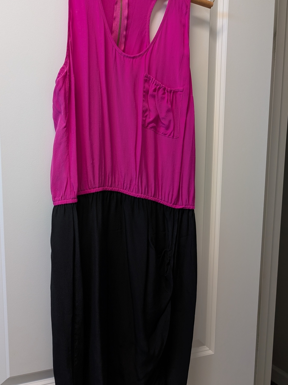 Pink and Black Sleeveless Colorblock Dress